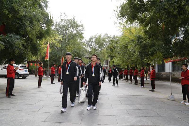 平?jīng)鲠轻嘉奈鋵W(xué)校2022年報(bào)名條件、招生要求、招生對(duì)象