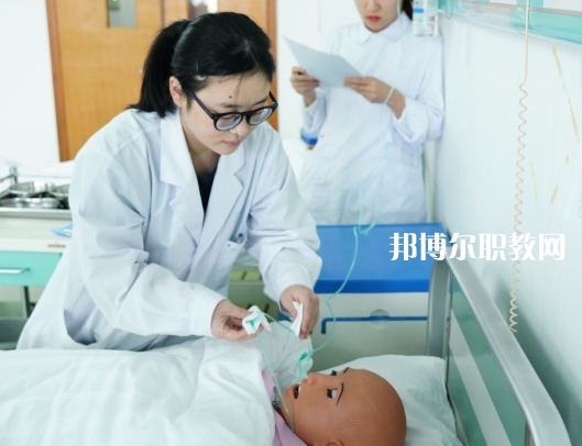 常州衛(wèi)生高等職業(yè)技術(shù)學(xué)校2022年報(bào)名條件、招生要求、招生對(duì)象