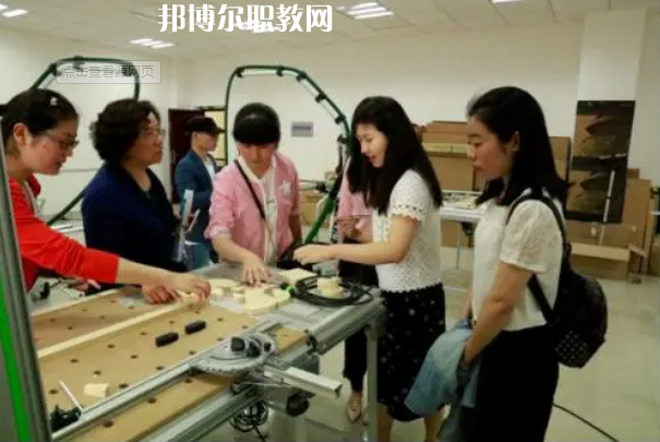 重慶風(fēng)景園林技工學(xué)校2022年報(bào)名條件、招生要求、招生對(duì)象