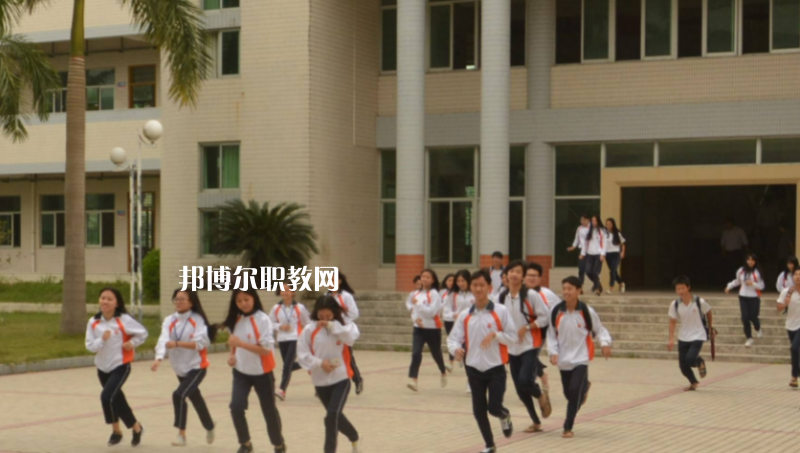 汕頭潮陽區(qū)職業(yè)技術(shù)學(xué)校2022年報(bào)名條件、招生要求、招生對(duì)象