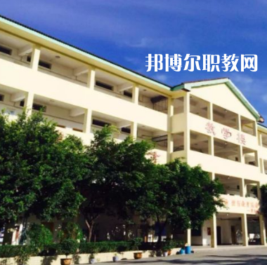 重慶西域技工學校2022年報名條件、招生要求、招生對象