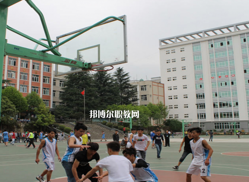 貴州金蓉?zé)o線電技工學(xué)校怎么樣、好不好