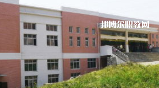 德江中等職業(yè)學校2022年報名條件、招生要求、招生對象
