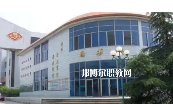 陽旅游職業(yè)學校2022年報名條件、招生要求、招生對象
