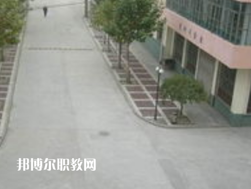 蘭州鐵路機(jī)械學(xué)校2022年報(bào)名條件、招生要求、招生對(duì)象