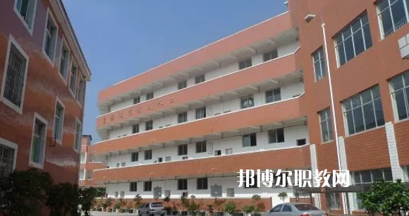 普安縣技工學(xué)校2022年報(bào)名條件、招生要求、招生對(duì)象