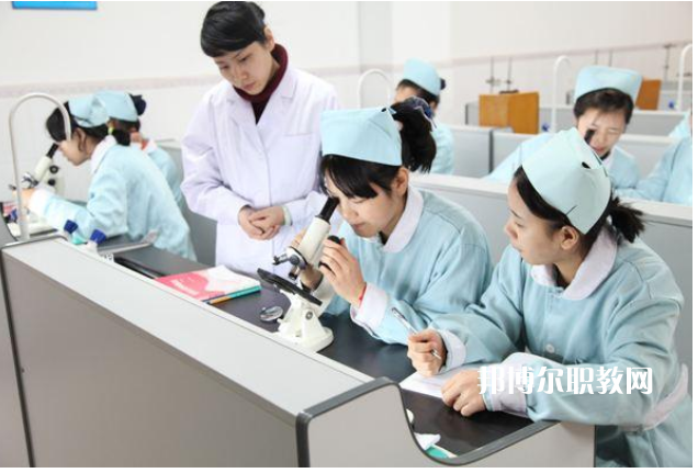 四川涼山衛(wèi)生學(xué)校2022年報(bào)名條件、招生要求、招生對(duì)象