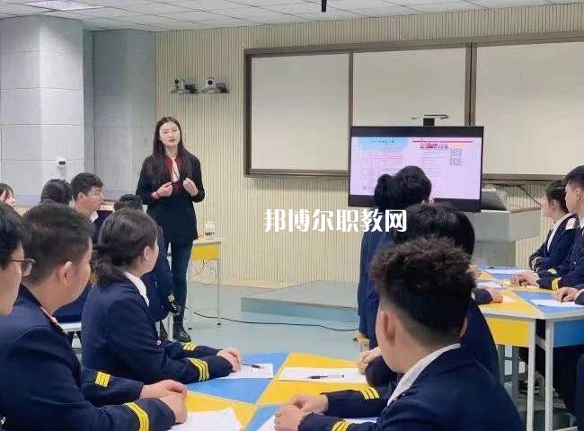 江蘇省大港中等專業(yè)學(xué)校2022年學(xué)費、收費多少