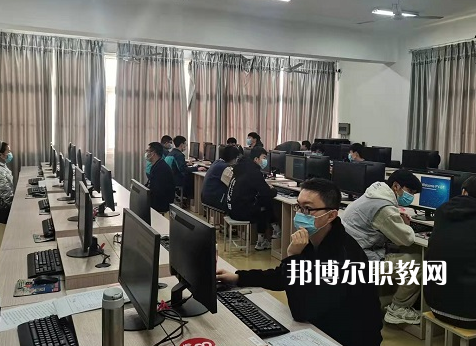 江蘇省盱眙中等專業(yè)學(xué)校2022年學(xué)費(fèi)、收費(fèi)多少