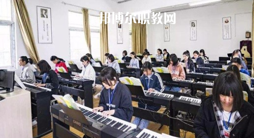 渦陽縣科技學(xué)校2022年報名條件、招生要求、招生對象