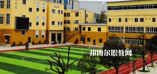 成都市育華職業(yè)學(xué)校2022年學(xué)費、收費多少