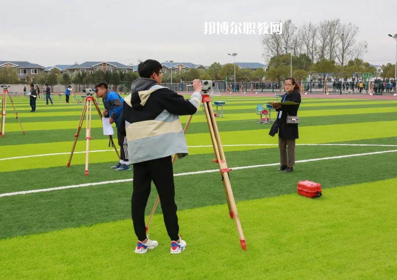 鹽城市經(jīng)貿(mào)高級(jí)職業(yè)學(xué)校2022年報(bào)名條件、招生要求、招生對(duì)象