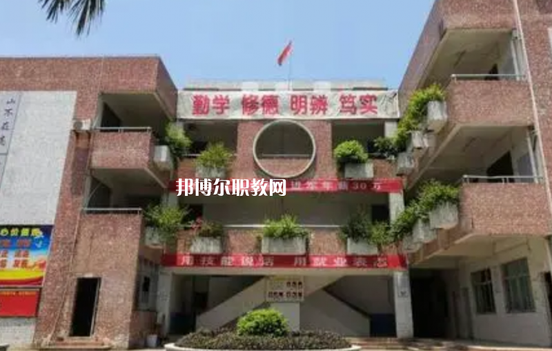 佛山騰飛技工學(xué)校2022年報(bào)名條件、招生要求、招生對(duì)象