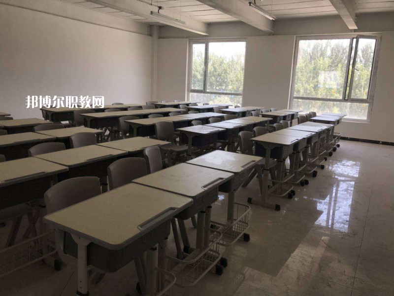 保定市職業(yè)技術教育中心2022年招生辦聯系電話
