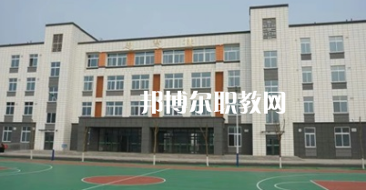 瑞麗國際珠寶翡翠學(xué)校2022年學(xué)費、收費多少