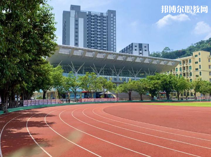 云南中醫(yī)藥中等專業(yè)學校2022年報名條件、招生要求、招生對象