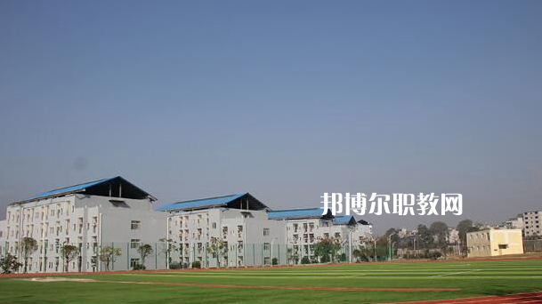 貴州興仁民族職業(yè)技術(shù)學(xué)校2022年學(xué)費、收費多少