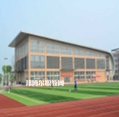 四川瀘州鵬程中等職業(yè)學(xué)校2022年報名條件、招生要求、招生對象
