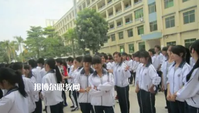 高州第一技工學(xué)校2022年報(bào)名條件、招生要求、招生對(duì)象