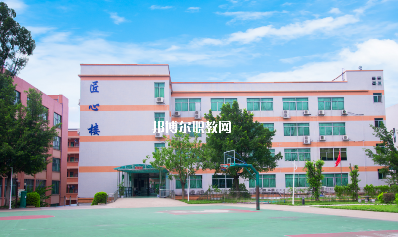 寧洱縣職業(yè)高級(jí)中學(xué)2022年報(bào)名條件、招生要求、招生對(duì)象