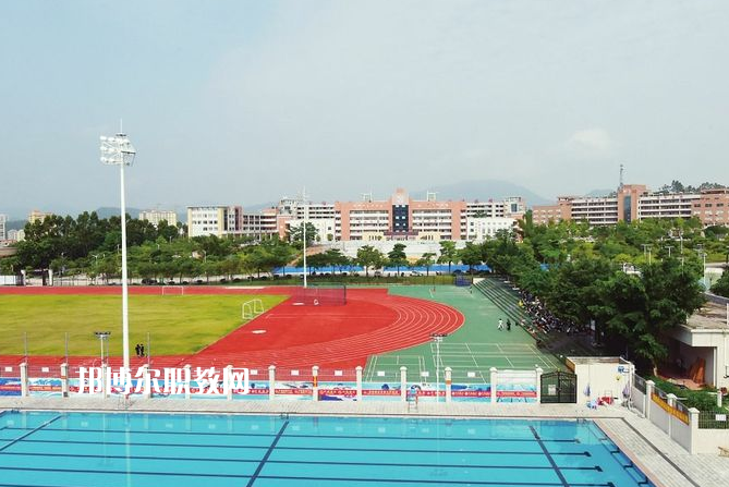 信宜職業(yè)技術(shù)學校2022年招生辦聯(lián)系電話