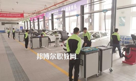 邯鄲第一財經(jīng)學(xué)校2022年學(xué)費(fèi)、收費(fèi)多少
