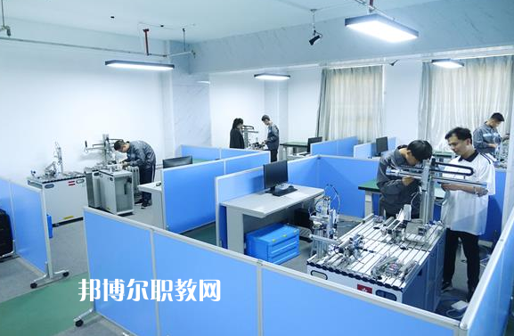 邯鄲第一財(cái)經(jīng)學(xué)校2022年報(bào)名條件、招生要求、招生對象