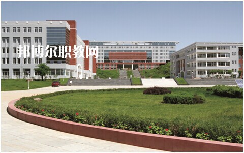 滄州工貿(mào)學(xué)校2022年學(xué)費(fèi)、收費(fèi)多少