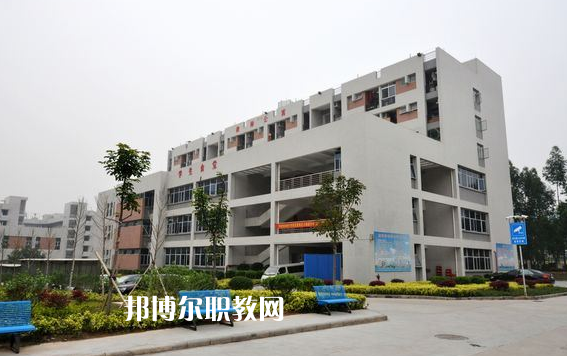 廣州公用事業(yè)高級技工學校2022年報名條件、招生要求、招生對象