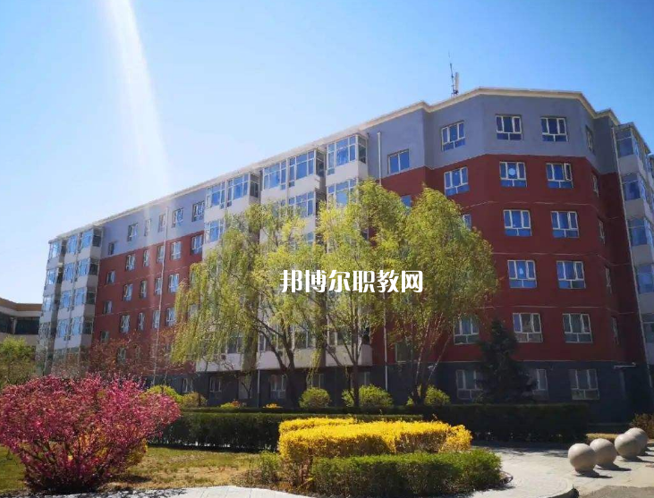 通?？h職業(yè)高級(jí)中學(xué)2022年招生簡(jiǎn)章