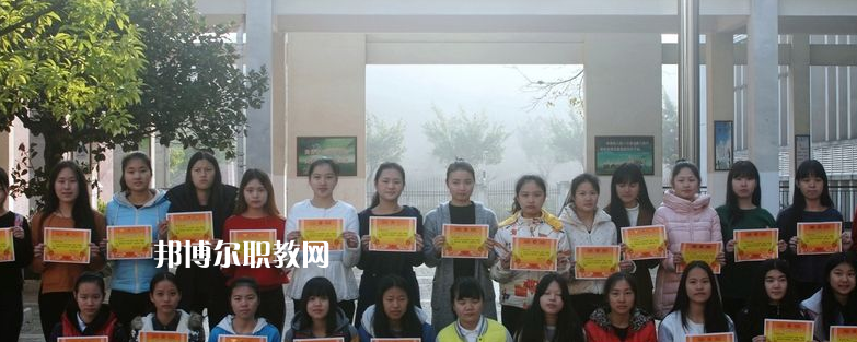 梅州藝術(shù)學(xué)校2022年報(bào)名條件、招生要求、招生對象