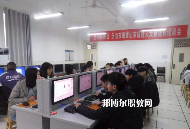 峨眉山職業(yè)技術(shù)學(xué)校2022年報(bào)名條件、招生要求、招生對(duì)象