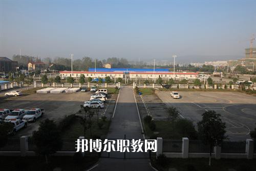 安徽滁州技師學(xué)院2022年報(bào)名條件、招生要求、招生對(duì)象