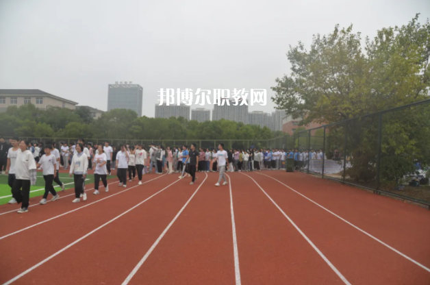 安徽明星科技中專學(xué)校2022年報(bào)名條件、招生要求、招生對(duì)象