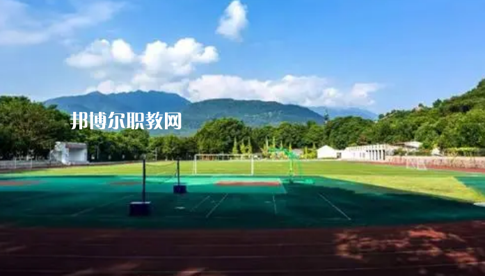 四川食品藥品學(xué)校2022年報(bào)名條件、招生要求、招生對(duì)象
