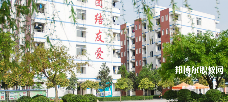 成都指南針職業(yè)技術(shù)學(xué)校怎么樣、好不好