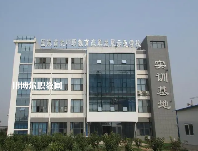 邢臺(tái)現(xiàn)代職業(yè)學(xué)校2022年報(bào)名條件、招生要求、招生對(duì)象