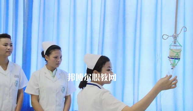 眉山衛(wèi)生職業(yè)學(xué)校2022年報(bào)名條件、招生要求、招生對(duì)象