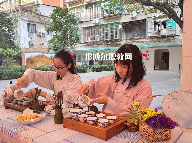 廣州荔灣區(qū)外語職業(yè)高級中學怎么樣、好不好