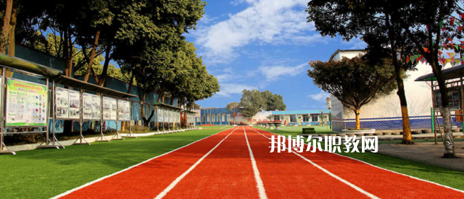 楚雄州體育運(yùn)動(dòng)學(xué)校2022年學(xué)費(fèi)、收費(fèi)多少