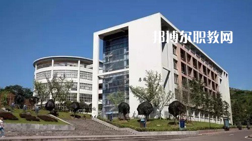 四川宜賓職業(yè)技術(shù)學(xué)校2022年報(bào)名條件、招生要求、招生對(duì)象
