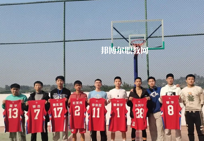 宜賓天成職業(yè)技術學校網站網址