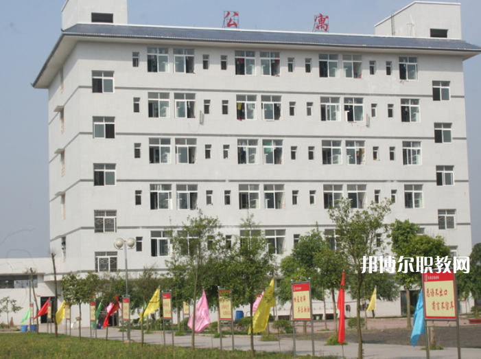 廣安武勝嘉陵職業(yè)技術(shù)學(xué)校2022年報(bào)名條件、招生要求、招生對(duì)象