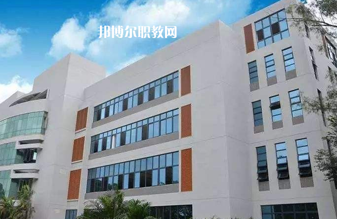 玉溪工業(yè)財(cái)貿(mào)學(xué)校2022年學(xué)費(fèi)、收費(fèi)多少