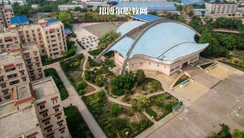 成都中醫(yī)藥大學附院針灸學校龍泉校區(qū)2022年學費、收費多少