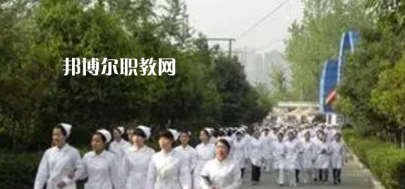 四川人民醫(yī)院護(hù)士學(xué)校怎么樣、好不好