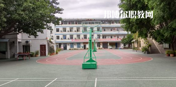攀枝花商貿(mào)電子職業(yè)技術學校2022年學費、收費多少