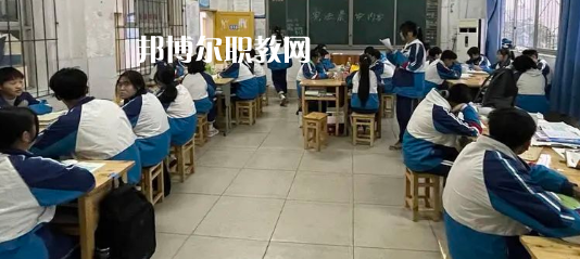 四川瀘州市江南職業(yè)中學(xué)校2022年報(bào)名條件、招生要求、招生對(duì)象