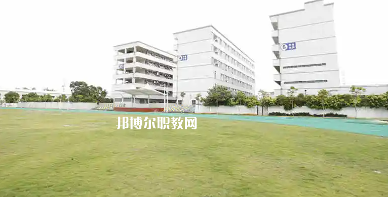 廣州金領(lǐng)技工學(xué)校2022年報(bào)名條件、招生要求、招生對(duì)象