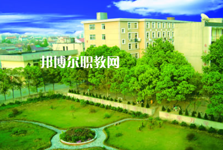 湖北廣播電視學(xué)校2022年報(bào)名條件、招生要求、招生對(duì)象